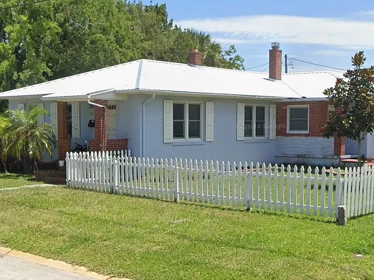 7 Arredondo Ave — Photo 1
