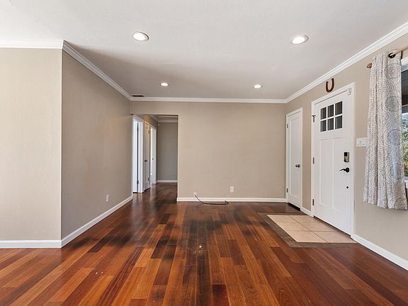 Living room looking toward bedrooms