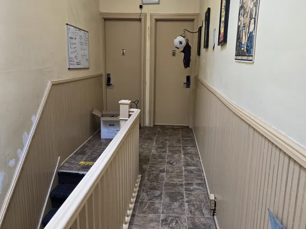 1530 Gates Avenue image 8 of 19