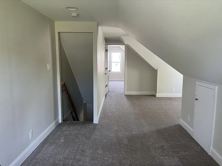 205 S Church St — Photo 13