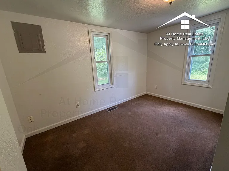 1512 Monroe St — Photo 14