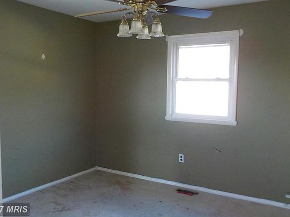 5th image of 2603 Thornberry Dr