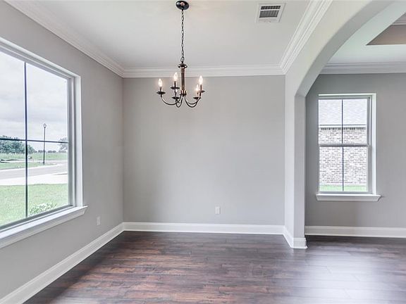 5th image of 4987 Chapelwood Dr