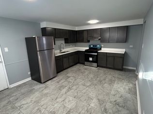 7000 S Cregier Ave APT 1B, Chicago, IL 60649