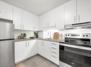 Deschenes Court, Ottawa, ON K2B 8G1