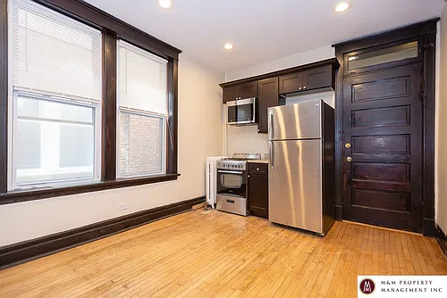 1204 Lexington Photo 1