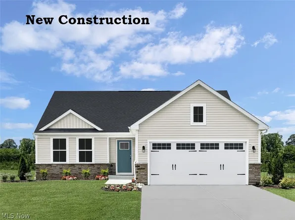 978 Bookman Ave, Akron, OH 44312