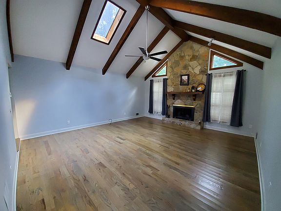 3rd image of 4841 Sourwood Ter