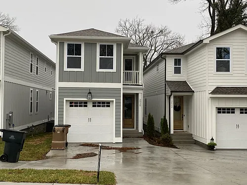 2020 Scott Ave Photo 1