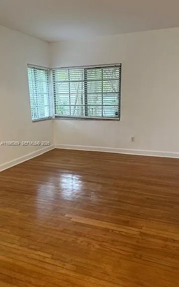 1561 Lenox Ave #11 — Photo 10