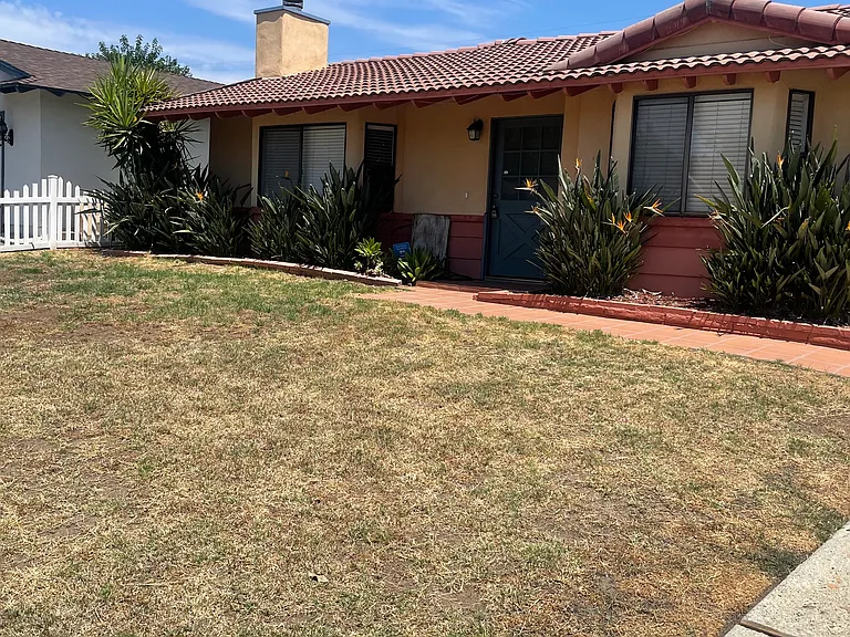 10036 Casaba Ave — Photo 1