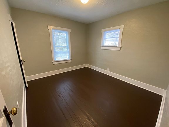 5th image of 1747 Gummer Ave