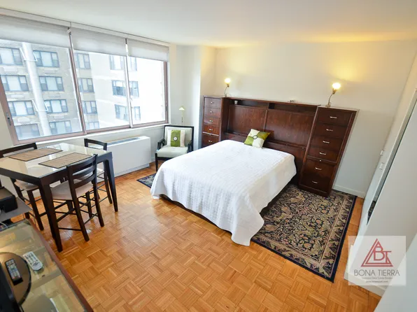 235 E 40th St APT 17J, New York, NY 10016