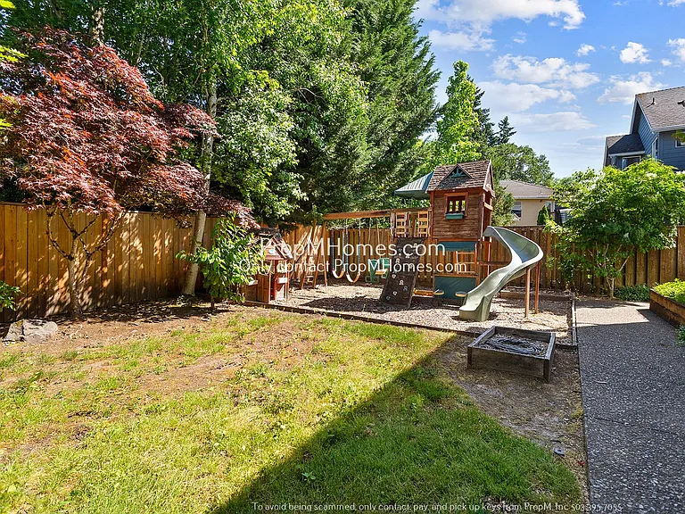 340 SW Delta Dr — Photo 31