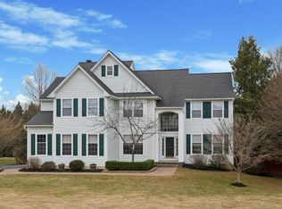 38 Angelica Dr, Avondale, PA 19311