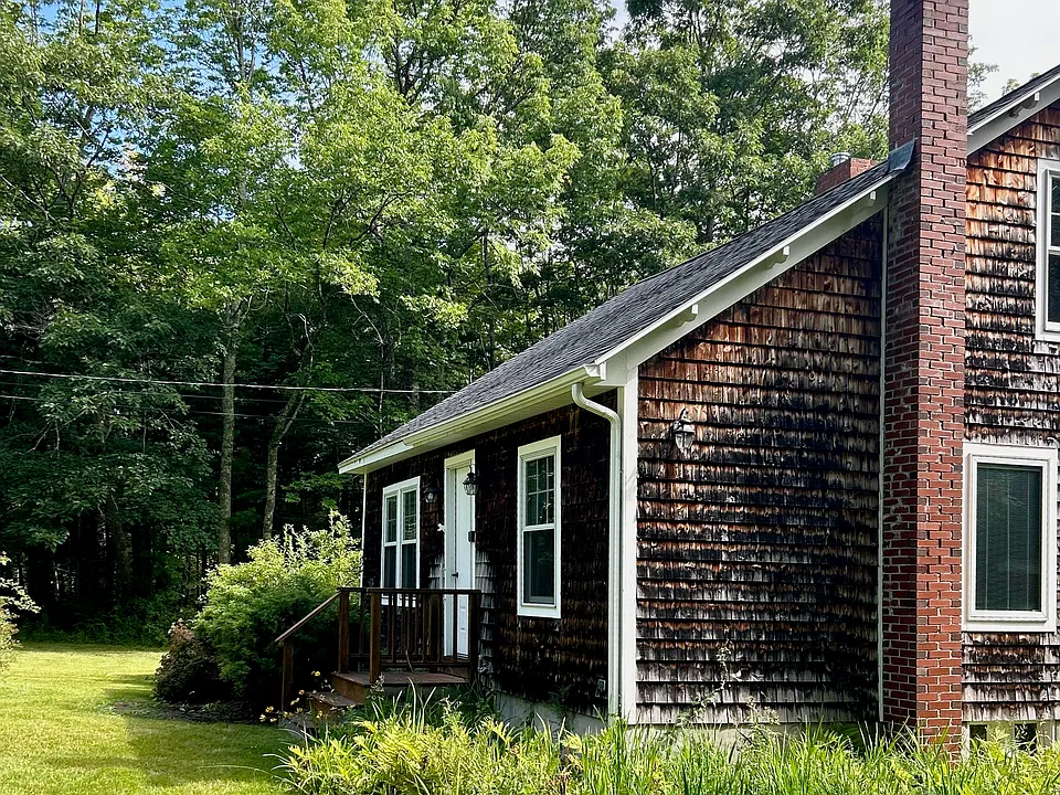 202 South Rd