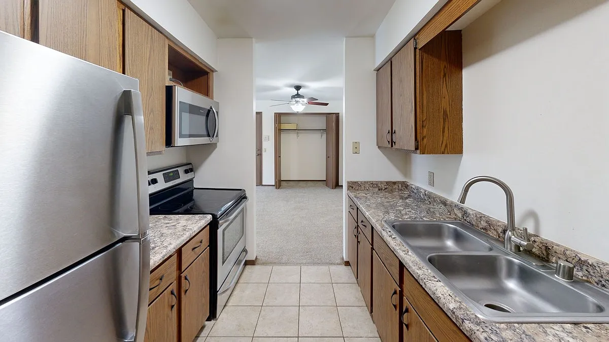 High Point Commons Apartments — Photo 2
