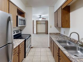 High Point Commons Apartments