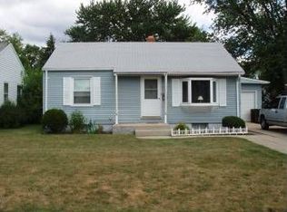 822 Fairway St, South Bend, IN 46619
