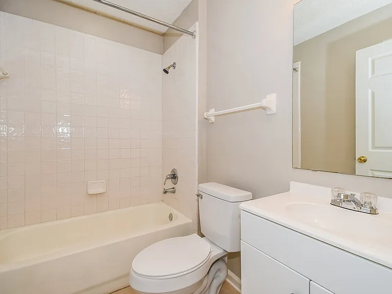 7533 International Village Dr — Photo 14