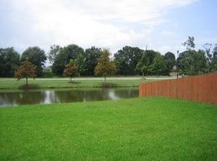 204 Copper Creek Dr, Youngsville, LA 70592