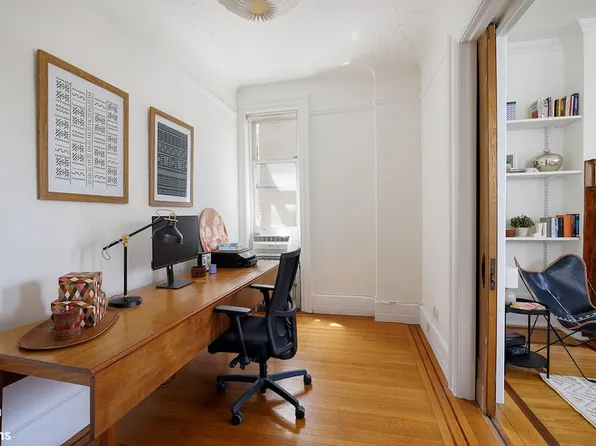 126 Greene Ave #4W, Brooklyn, NY 11238