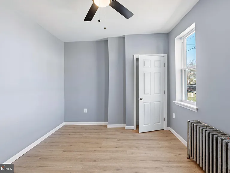 2224 E Clearfield St — Photo 28