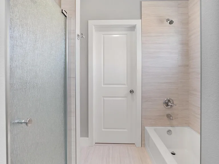 946 Irem Way — Photo 15