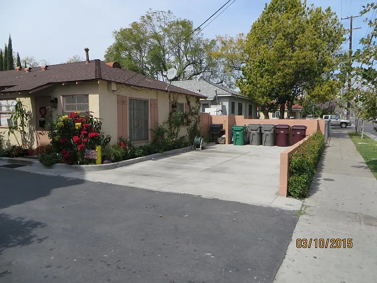 436 S Flower St #2 — Photo 3