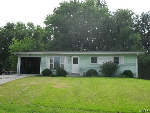 2nd image of 213 View Point Ln
