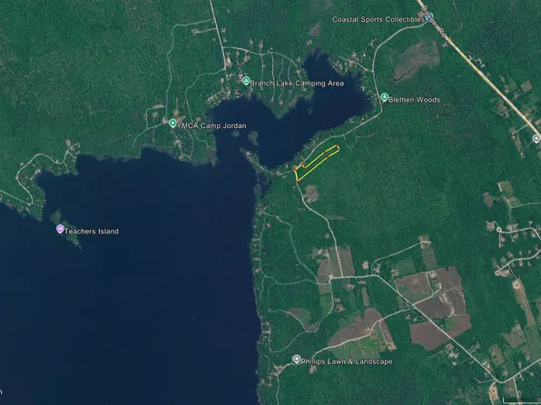 55 Cove Way, Ellsworth, ME 04605