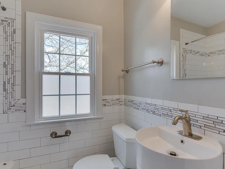 Upstairs bathroom