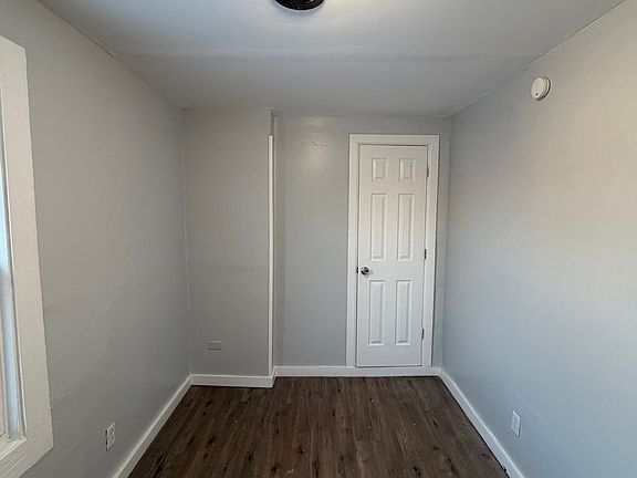 2nd image of 3119 W 56th St Unit 1