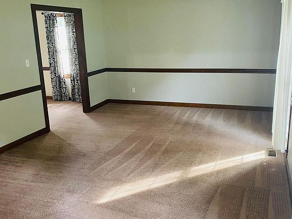 4th image of 107 Terry St