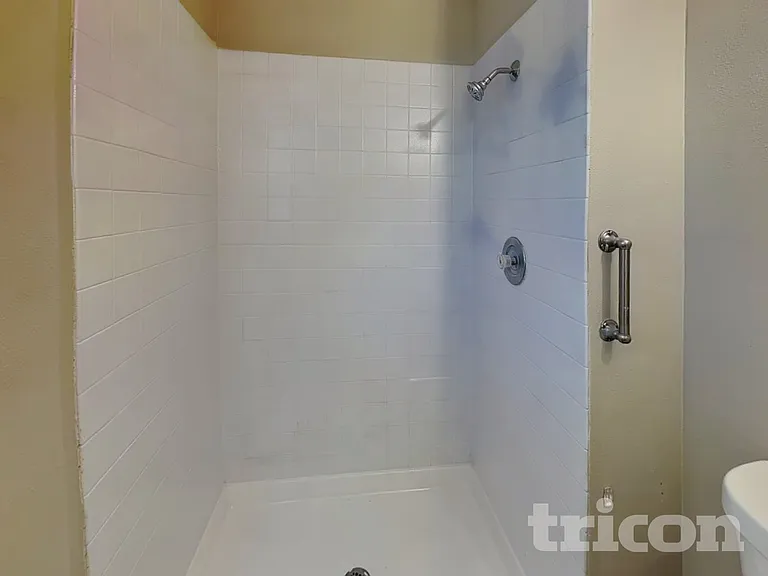 3241 Barbara Cir — Photo 9