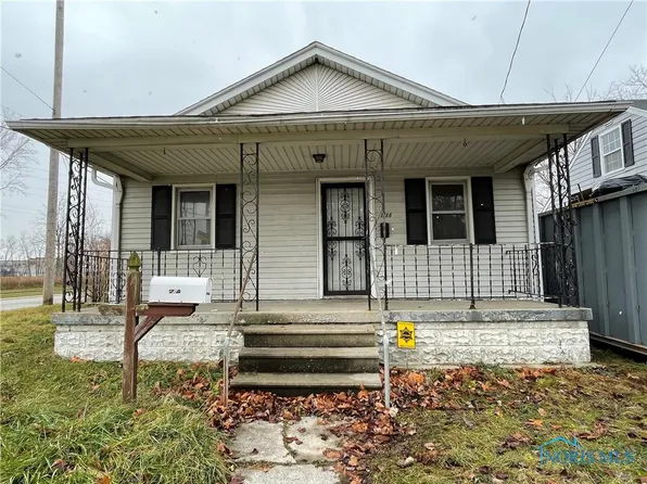 1766 Selkirk St, Toledo, OH 43605