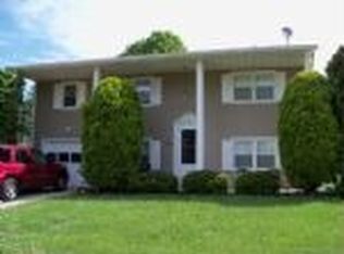 6059 Edward Dr, Mechanicsburg, PA
