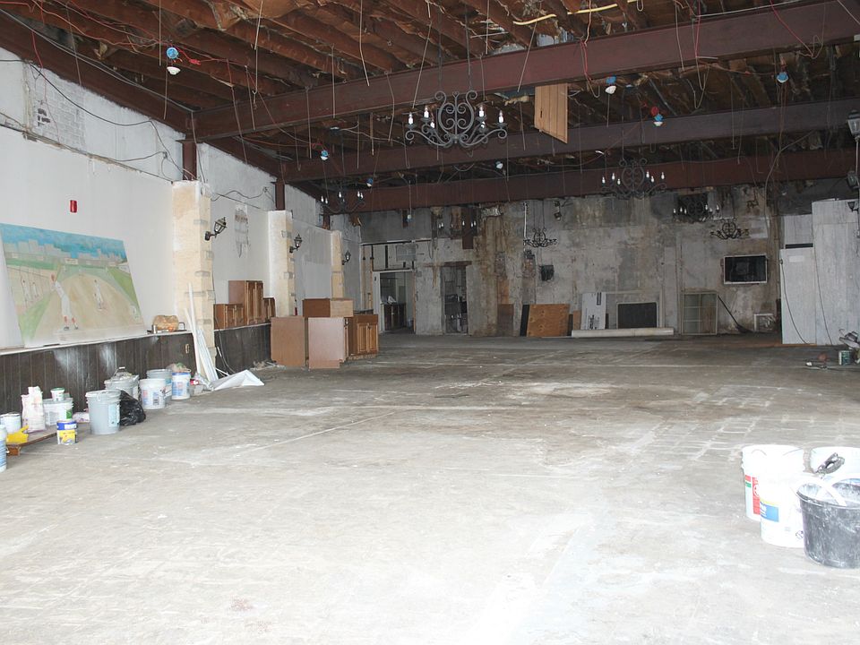 Building Photo 3