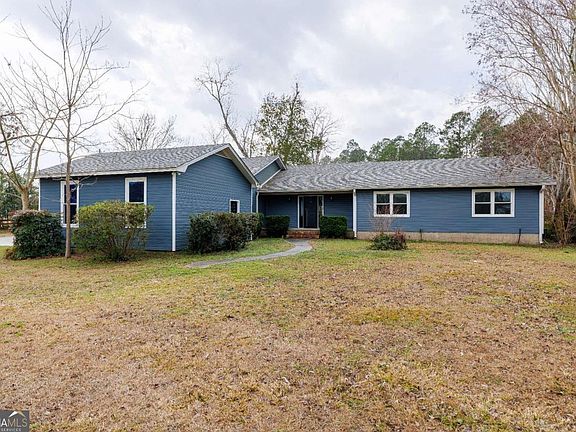 2nd image of 3215 Stallings Rd