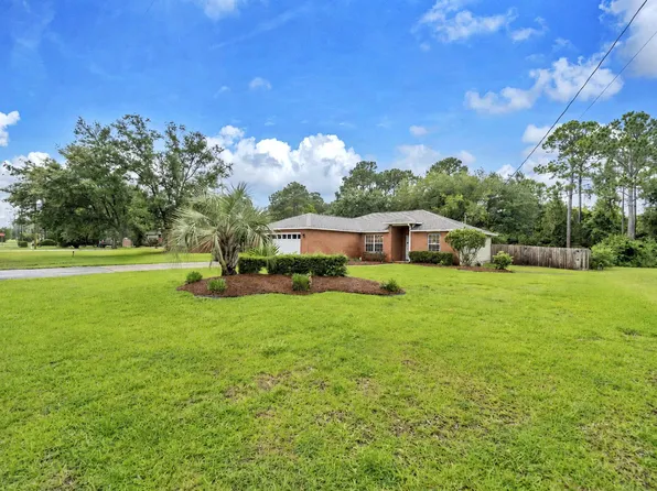 7548 Frankfort St, Navarre, FL 32566