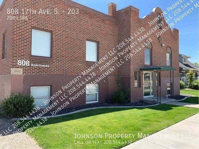1st image of 808 17th Ave S APT 203