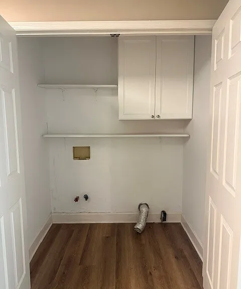 643 Howell St — Photo 15