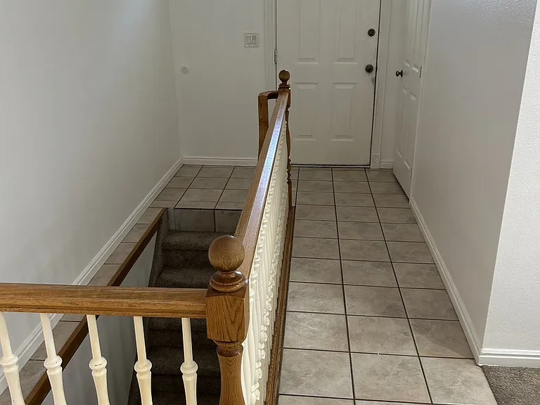 5972 S Roanoke Cir — Photo 3