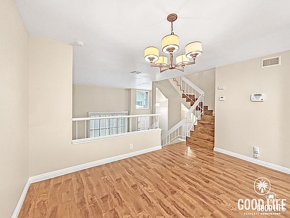 5th image of 3330 Caminito Eastbluff Unit 149