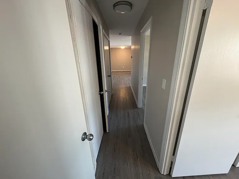 30A Hillside St #B18 — Photo 3