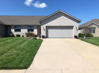 3909 Lear Dr, Springfield, IL 62711