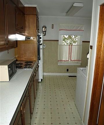 2nd image of 37 McDonald St
