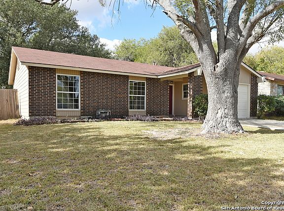 3rd image of 2619 Cattle Bend Ln