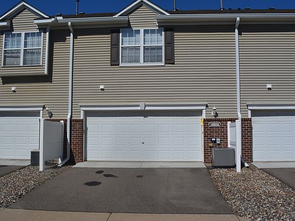 3rd image of 11025 Oak Grove Cir Unit E