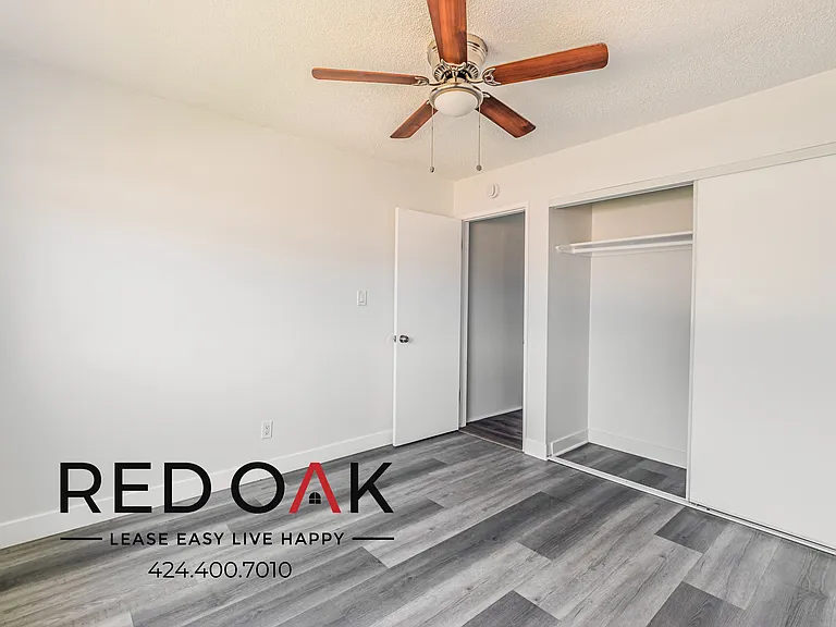 111 W Del Amo Blvd #6 — Photo 20